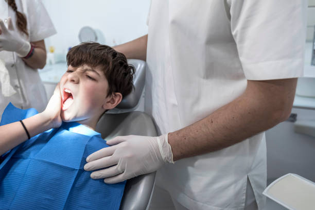 Best Weekend Emergency Dentist in Oswego, KS